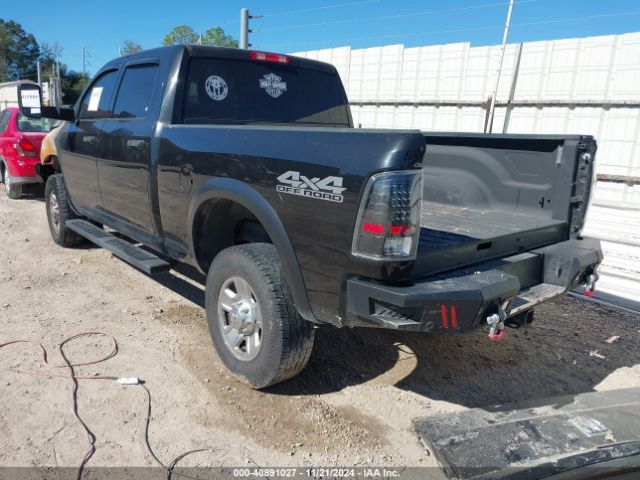 3C6UR5CL1JG189546 RAM 2500 Tradesman  4x4 6'4 Box