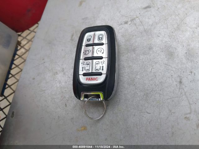 2C4RC1BG2HR535119 Chrysler Pacifica Touring-l