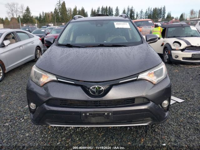 JTMRFREV2JJ216698 Toyota Rav4 Adventure/xle