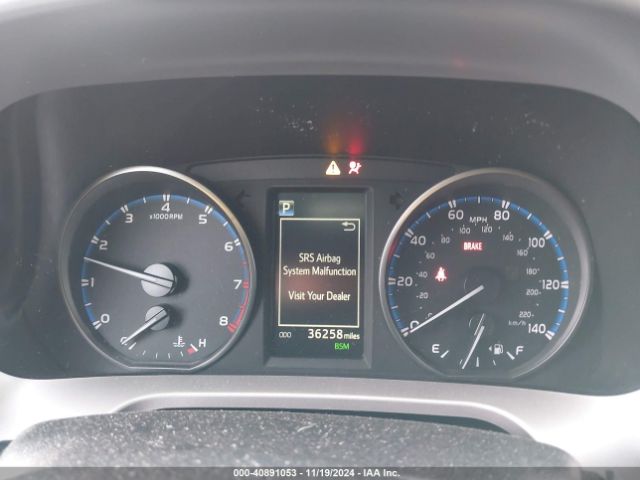JTMRFREV2JJ216698 Toyota Rav4 Adventure/xle