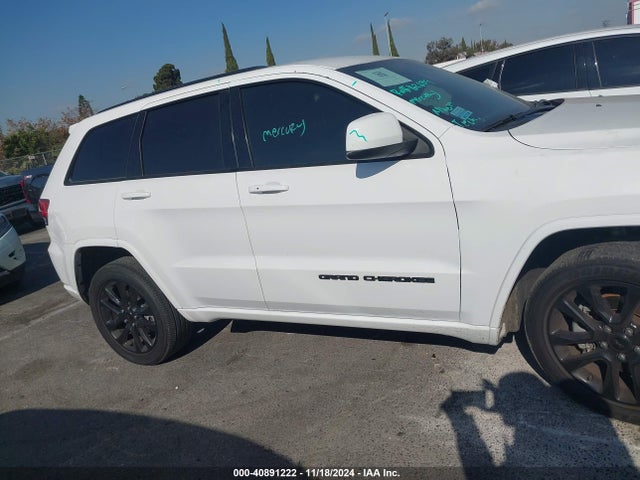 1C4RJFAG7MC817540 Jeep Grand Cherokee Laredo X 4x4