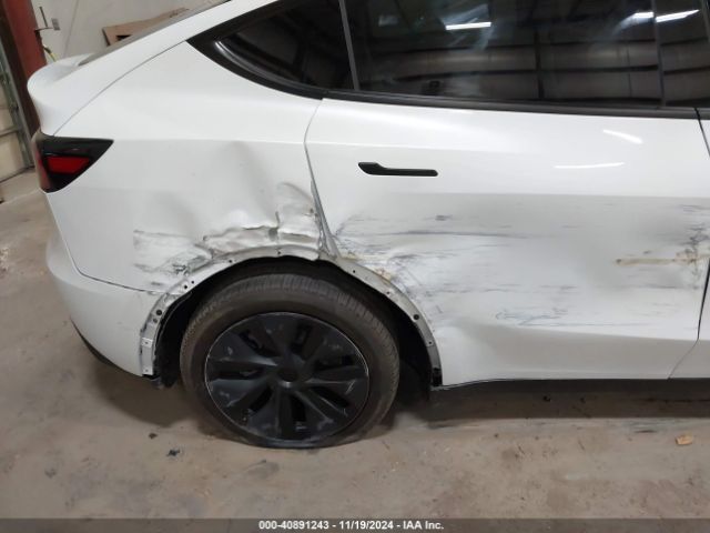 7SAYGDEE3RA301337 Tesla Model Y Long Range Dual Motor All-wheel Drive