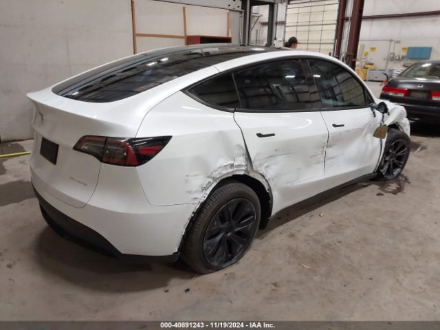 7SAYGDEE3RA301337 Tesla Model Y Long Range Dual Motor All-wheel Drive