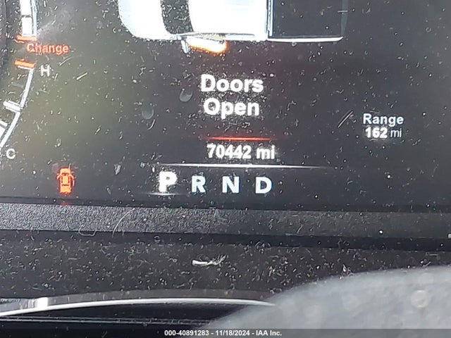 1C6RR7NT9JS180536 RAM 1500 Laramie  4x4 5'7 Box