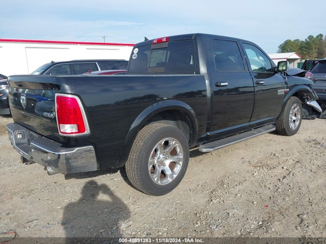 1C6RR7NT9JS180536 RAM 1500 Laramie  4x4 5'7 Box