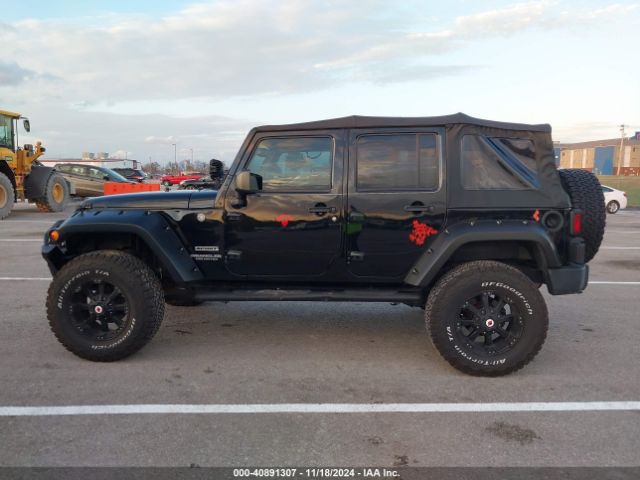 1C4BJWDG0HL591313 Jeep Wrangler Unlimited Sport 4x4