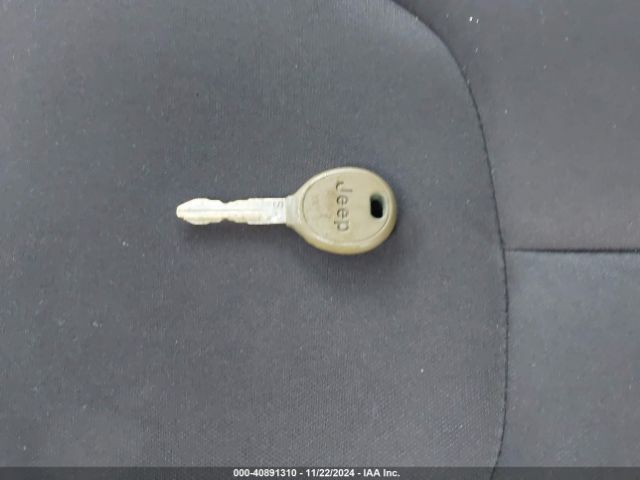 1C4BJWDG5EL171252 Jeep Wrangler Unlimited Sport