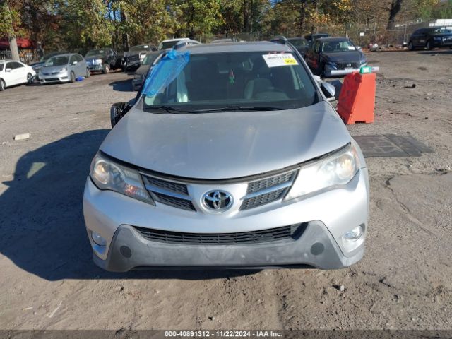2T3WFREV2FW190406 Toyota Rav4 Xle