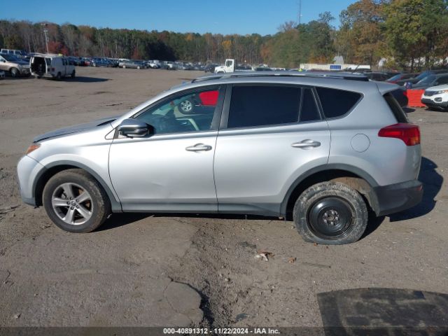 2T3WFREV2FW190406 Toyota Rav4 Xle