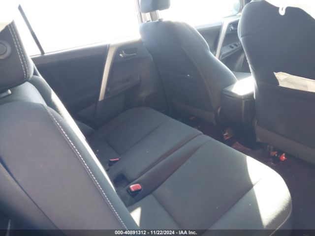 2T3WFREV2FW190406 Toyota Rav4 Xle