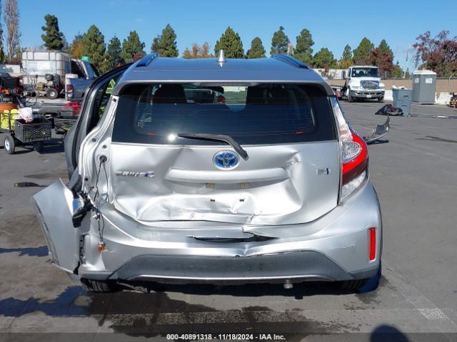 JTDKDTB37J1604548 Toyota Prius C One