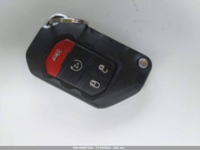 1C4HJXFN5KW557840 Jeep Wrangler Unlimited Rubicon 4x4