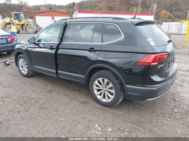 3VV2B7AX2JM175230 Volkswagen Tiguan 2.0t Se/2.0t Sel