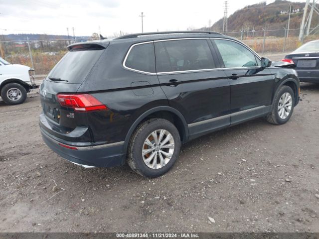 3VV2B7AX2JM175230 Volkswagen Tiguan 2.0t Se/2.0t Sel