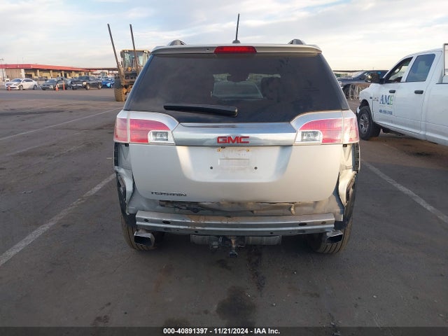 2GKFLRE38H6133749 GMC Terrain Denali