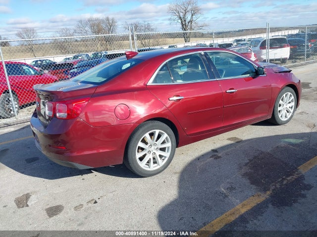 1G11D5SL1FF168869 Chevrolet MALIBU 2LT