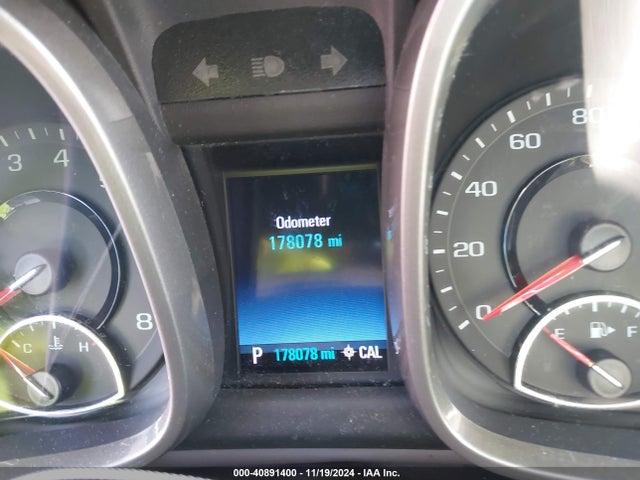 1G11D5SL1FF168869 Chevrolet MALIBU 2LT