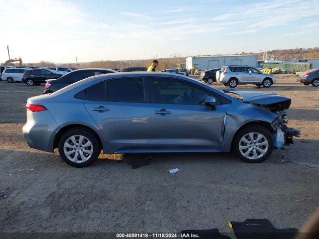 JTDEPMAE2MJ126606 Toyota COROLLA LE