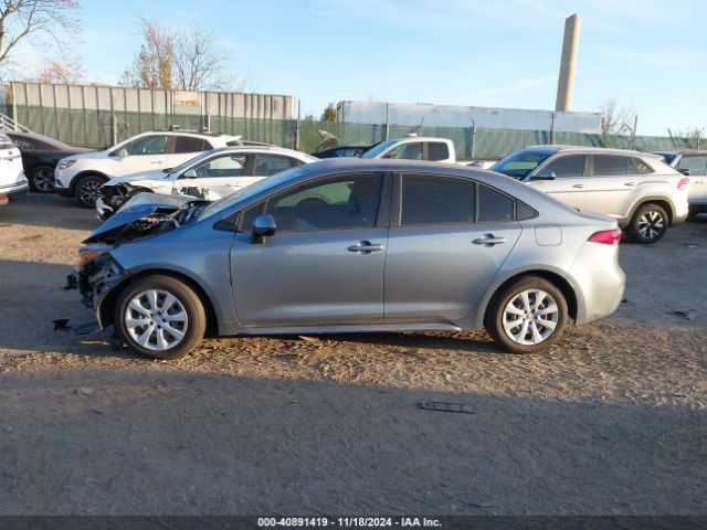JTDEPMAE2MJ126606 Toyota COROLLA LE