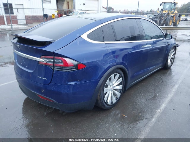 2019 TESLA MODEL X 5YJXCDE29KF190604 Photo 3