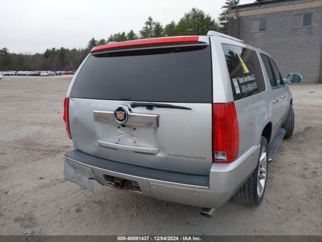 1GYS4HEF8ER238698 Cadillac Escalade Esv Luxury