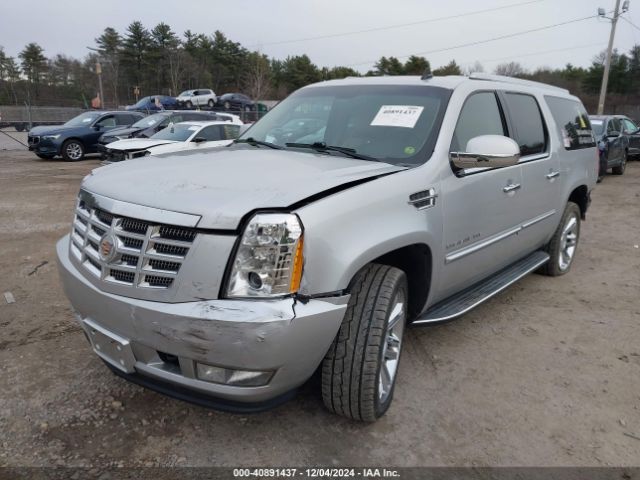 1GYS4HEF8ER238698 Cadillac Escalade Esv Luxury
