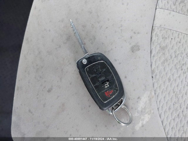 Hyundai SONATA SE 2017 5NPE24AF9HH510355 Image 11