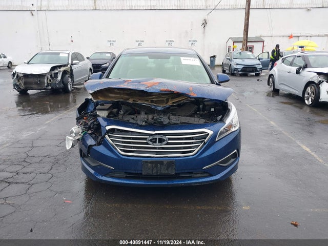 Hyundai SONATA SE 2017 5NPE24AF9HH510355 Image 12