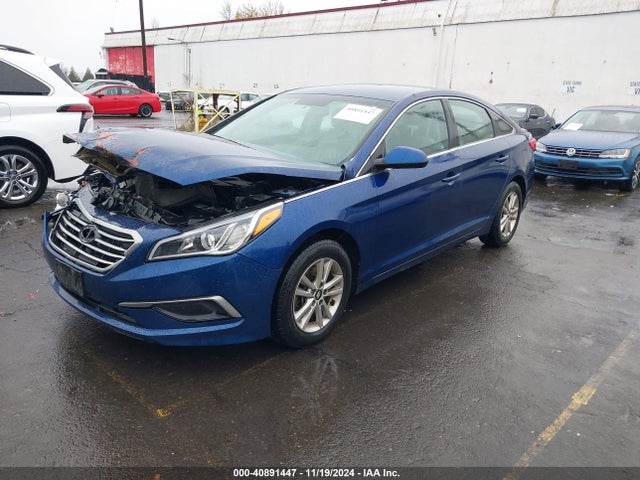 Hyundai SONATA SE 2017 5NPE24AF9HH510355 Image 2