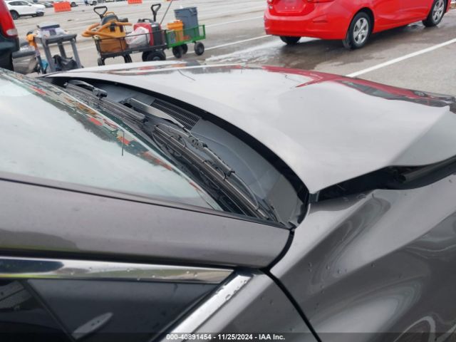 4T1C11AK2NU665574 Toyota CAMRY LE