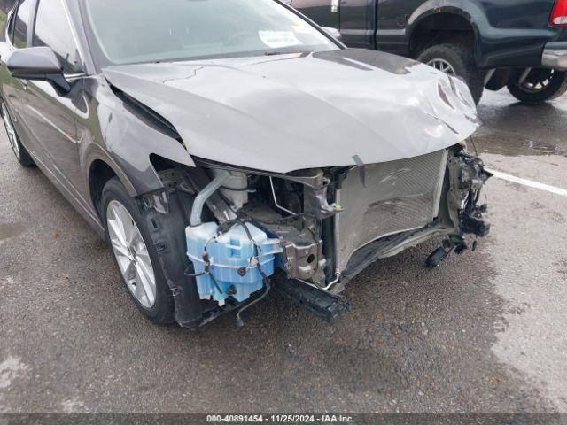 4T1C11AK2NU665574 Toyota CAMRY LE