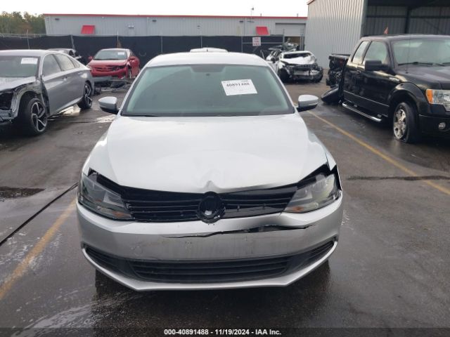 3VWD17AJ4EM364728 Volkswagen Jetta 1.8t Se