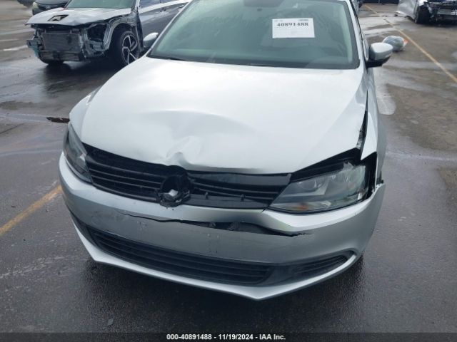 3VWD17AJ4EM364728 Volkswagen Jetta 1.8t Se