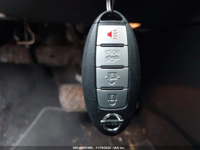 1N4AA6AP5HC441185 Nissan Maxima 3.5 Sv