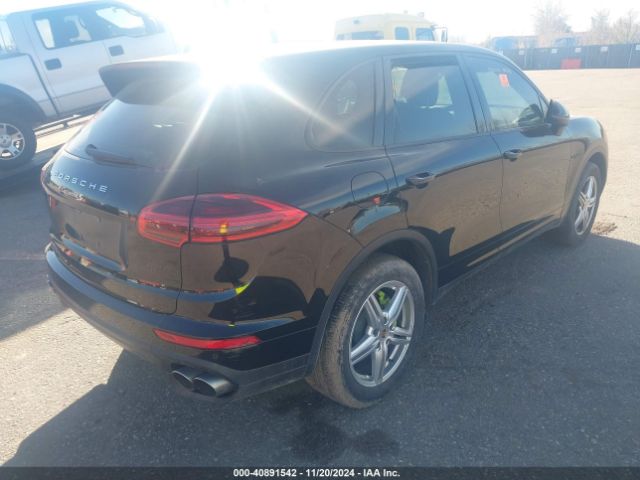 WP1AE2A22GLA64579 Porsche Cayenne E-hybrid S