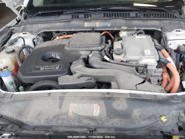 3FA6P0PU9HR231222 Ford Fusion Energi Se Luxury