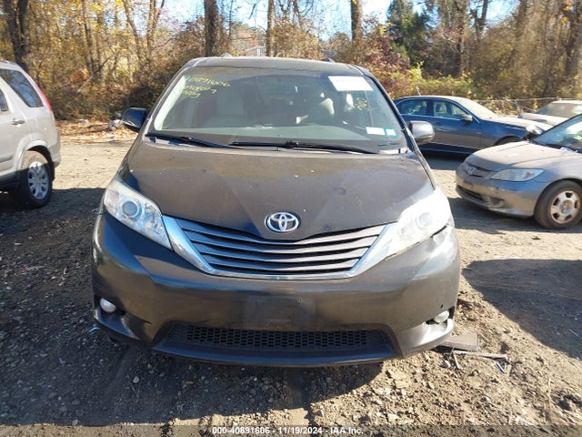 Toyota Sienna Xle 8 Passenger 2016 5TDYK3DC7GS737108 Image 12