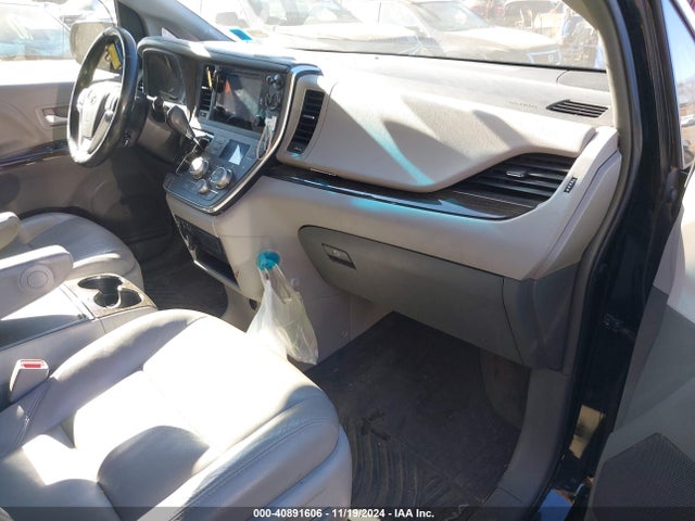 Toyota Sienna Xle 8 Passenger 2016 5TDYK3DC7GS737108 Image 5