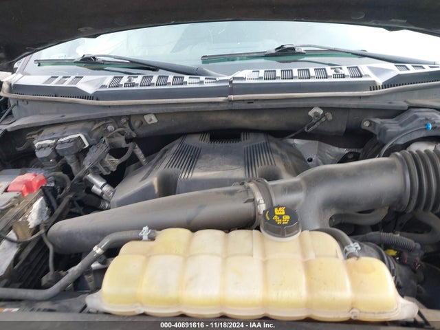 Ford F-150 Lariat 2019 1FTFW1E4XKKC66269 Image 10