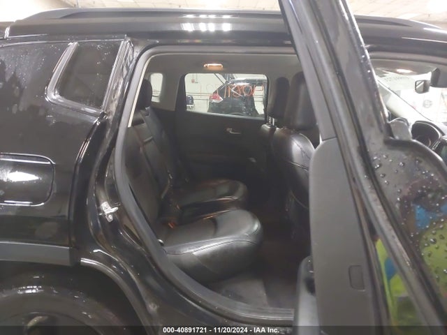 3C4NJDBB9KT828627 Jeep Compass Altitude 4x4