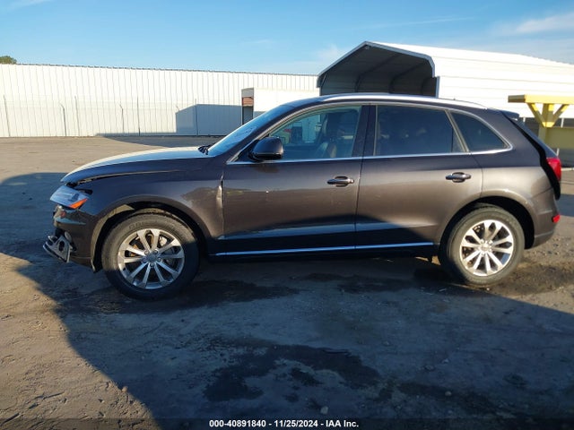 Audi Q5 2.0t Premium 2016 WA1C2AFP4GA023832 Image 14