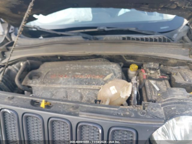 ZACCJBCT8GPE13140 Jeep Renegade Trailhawk