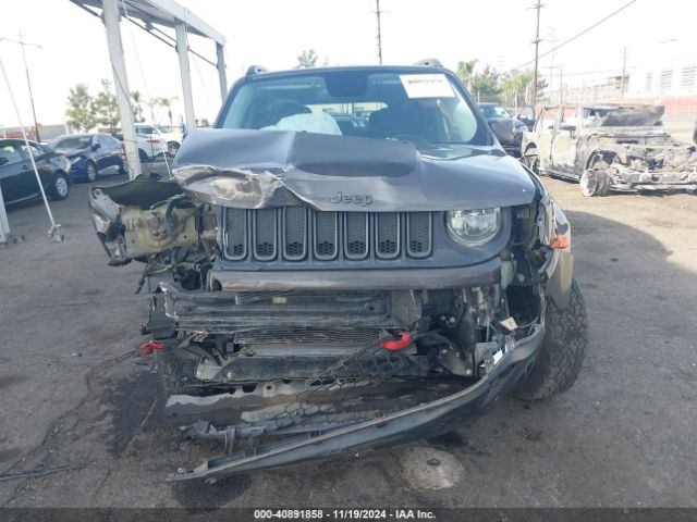 ZACCJBCT8GPE13140 Jeep Renegade Trailhawk