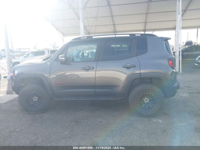ZACCJBCT8GPE13140 Jeep Renegade Trailhawk