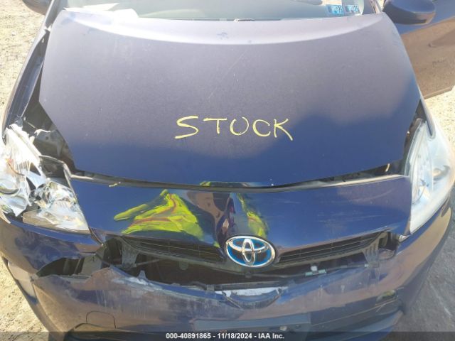 JTDKN3DU4E1788694 Toyota Prius Two