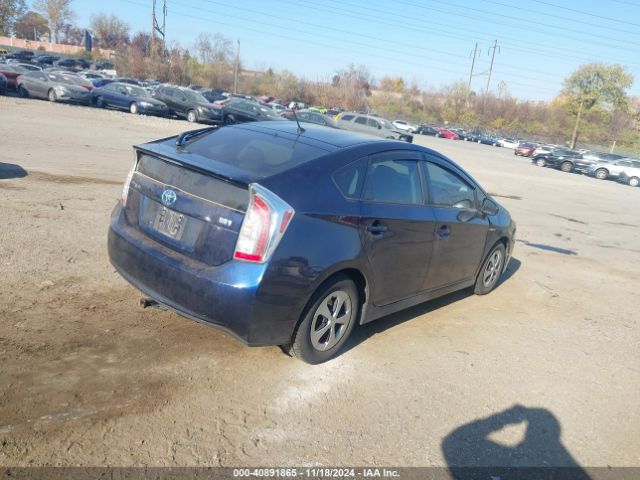 JTDKN3DU4E1788694 Toyota Prius Two