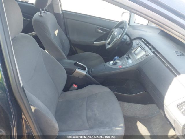 JTDKN3DU4E1788694 Toyota Prius Two