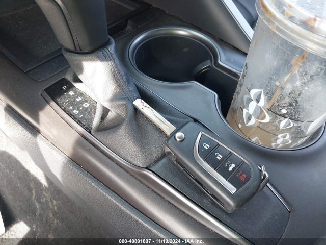 4T1G11AK6MU518691 Toyota CAMRY SE