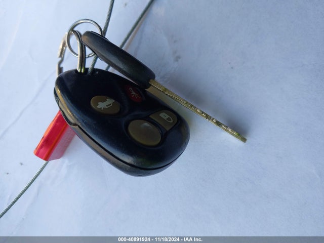 2004 CADILLAC CTS-V 1G6DN57S540142344 Photo 10