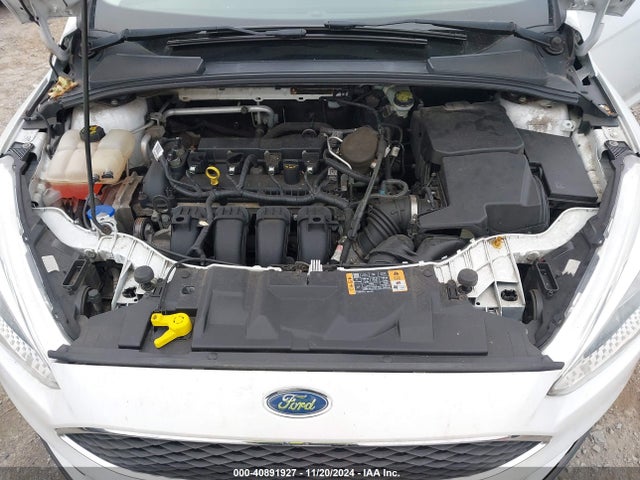 Ford FOCUS SE 2015 1FADP3K22FL270874 Image 10